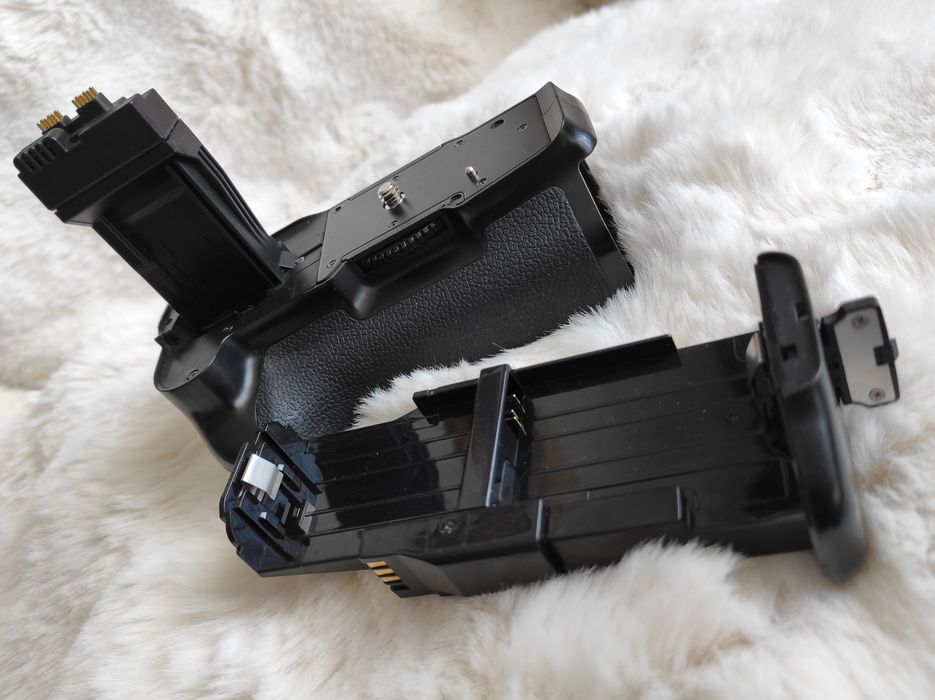 Grip Meike MK-550D do Canon EOS 550D 600D  650D i 700D