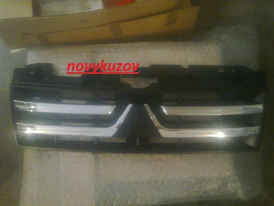 Бампер передний  Mitsubishi Pajero Wagon  IV Мітсубісі Паджеро Вагон 4