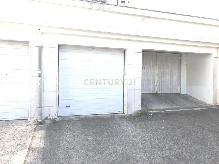 Lugar de Estacionamento Exterior – Fonte Eiras