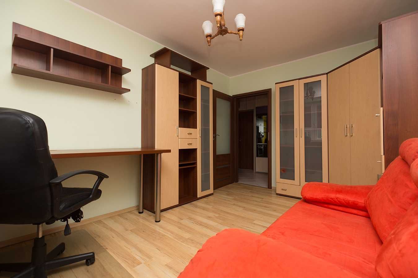 2 pokoje, loggia, parking, piwnica, Dereniowa 9, bez prowizji
