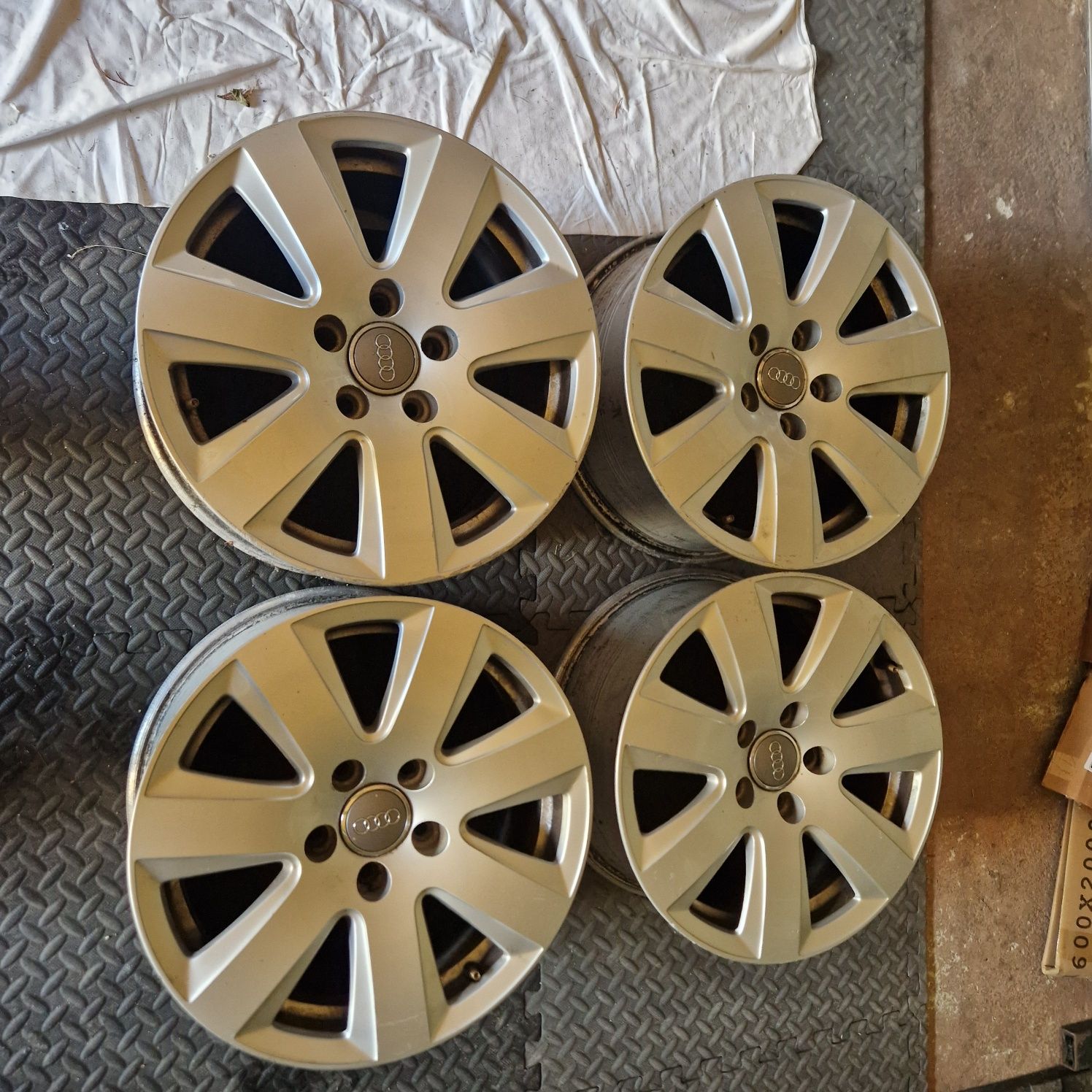 Felgi 4szt Audi A6