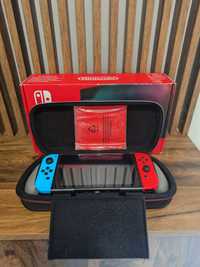 Nintendo Switch V2 + nowe etui z gripem