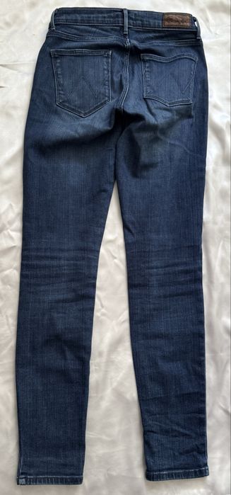 Wrangler High Skinny W26 L30 ciemne rurki