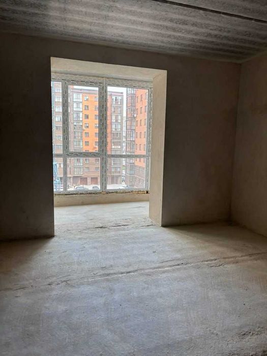 Продається простора 1-кімнатна квартира в Раково, вул. Довженка.