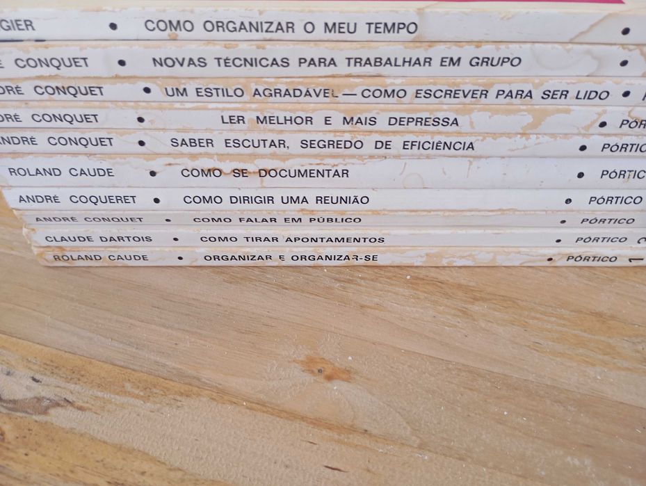 10 livros colecção Formação Humana