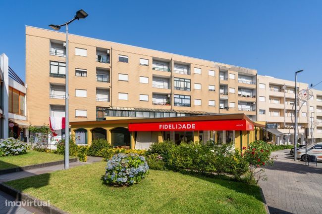 Fantástico Apartamento T3 No Centro de Amares!