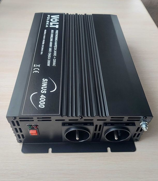 Перетворювач-інвертор VOLT sinus 4000 24/230В 2000Вт