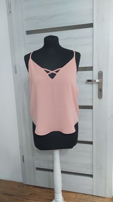 Bluzka na ramiączkach ozdobna