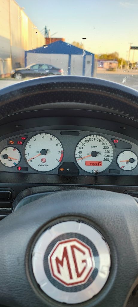 MG ZS180 2.5 V6 177koni