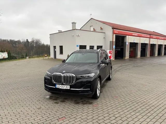 BMW X7 BMW X7 xDrive40i