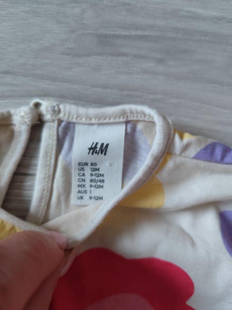 Śliczna bawełniana bluzeczka dziewczęca w kwiaty h&m 80 cm