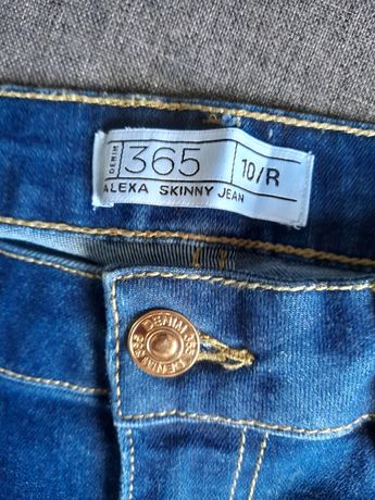 Skinny jeans, rozmiar M.