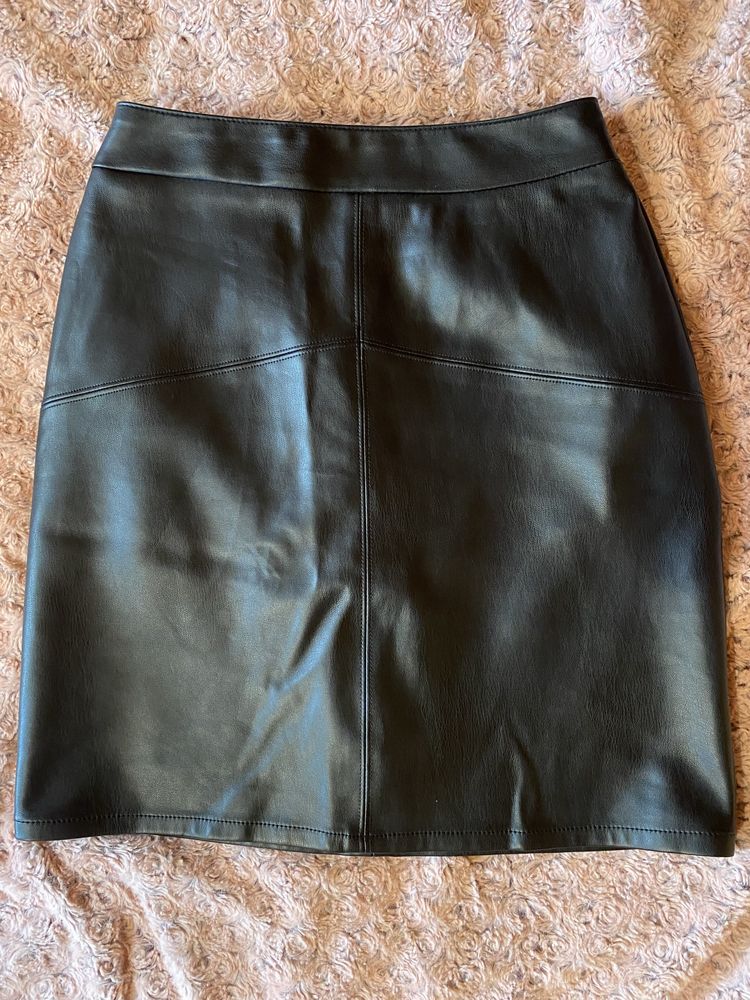 Spódniczka mini imitacja skóry xs