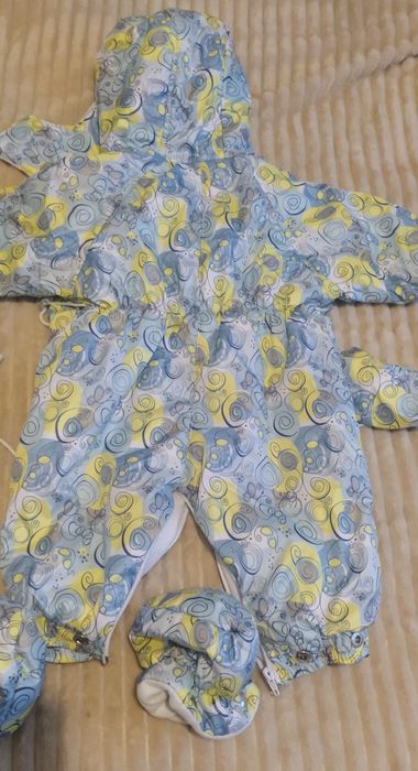 Продам осінній комбінезон трансформер,унісекс