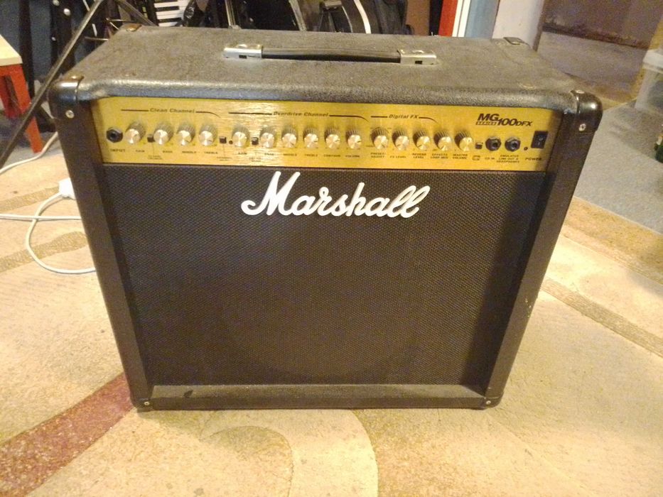 MARSHALL DFX 100 Combo Gitarowe