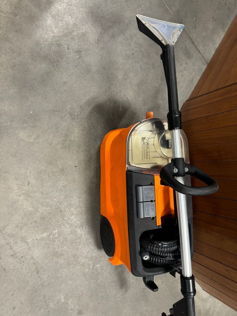 Odkurzacz piorący Karcher Puzzi 100