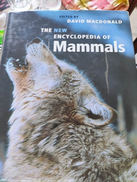 The new encyclopedia of mammals da Oxford