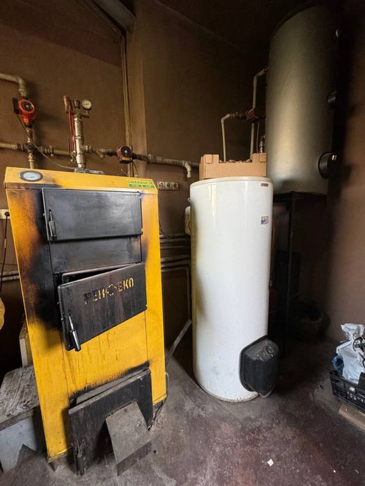 Продаж Діючого Ресторану 414м2 з ділянкою 35сот Луцьк