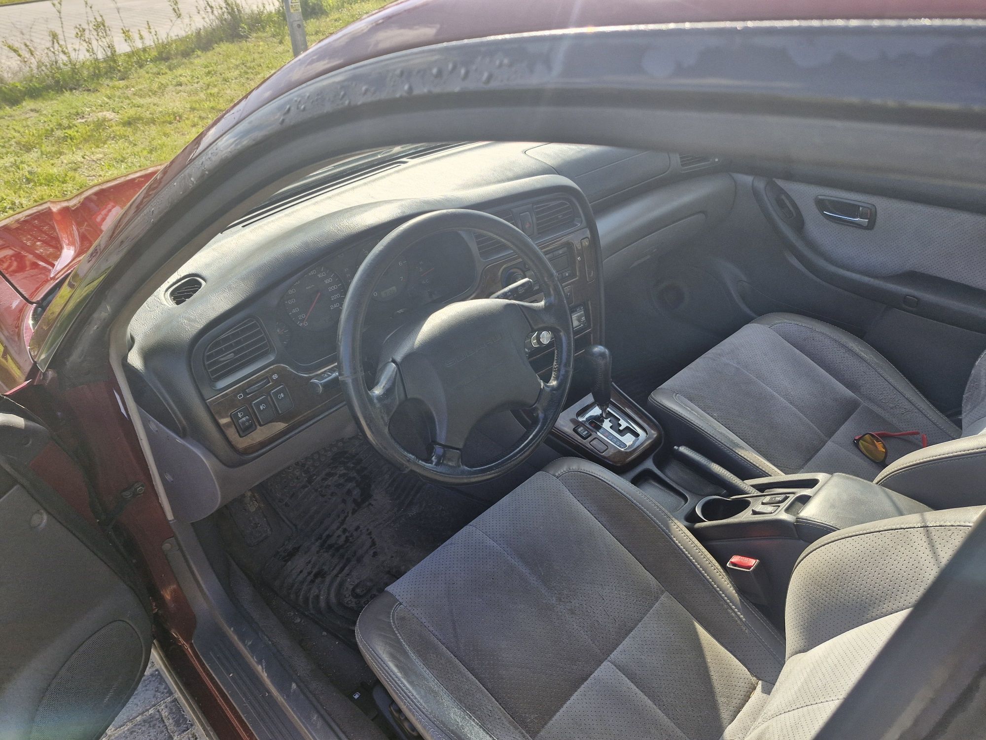 Subaru legacy outback 2.5 awd