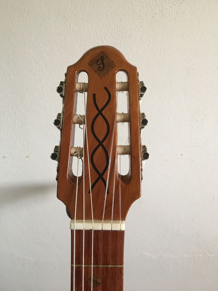 Viola clássica fabrico manual