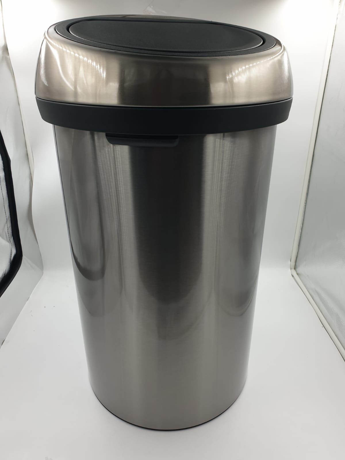 Brabantia touch bin , kosz na odpady 60 l