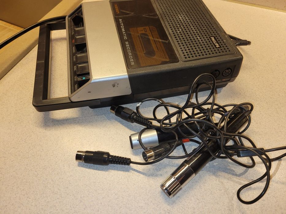 Magnetofon kasetowy Philips