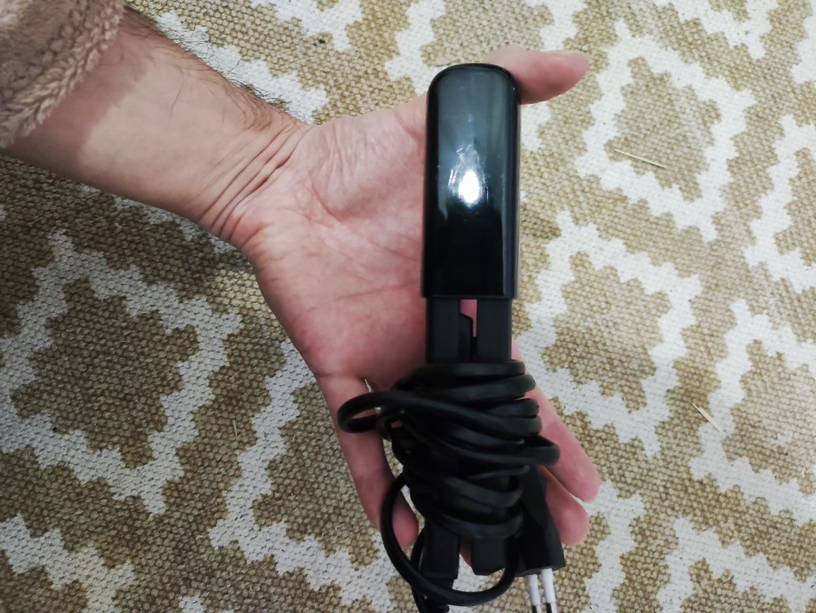 Mini prancha de cabelo para viagem marca Sthauer