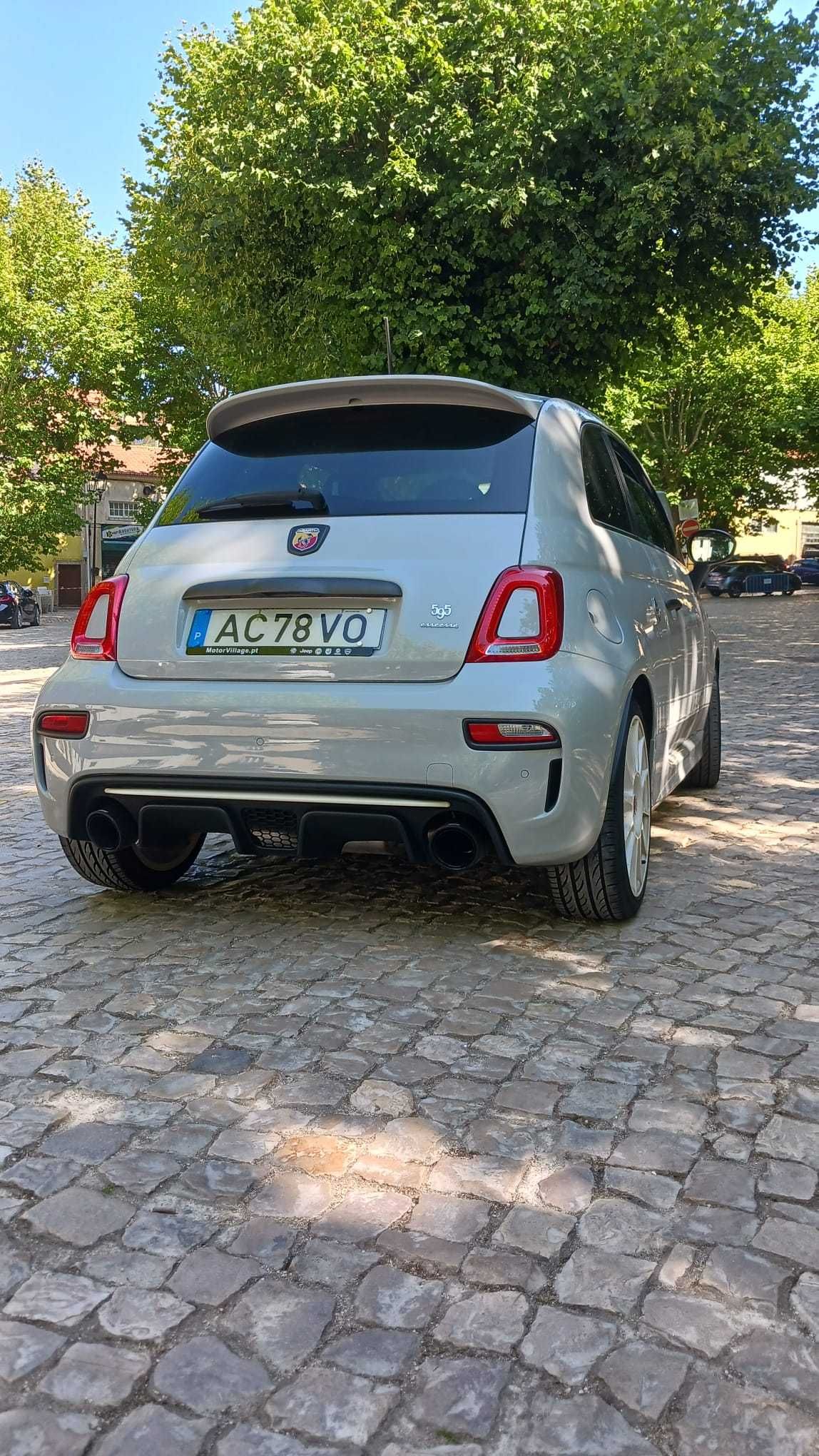 Abarth 595 ESSESSE