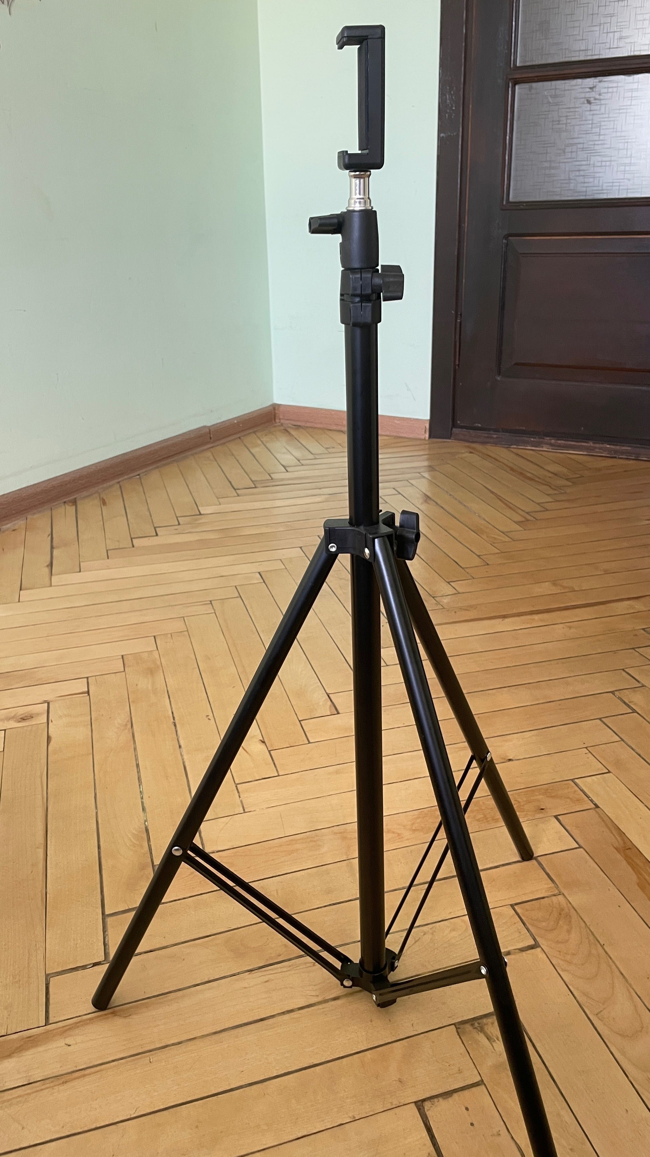 Штатив для телефона