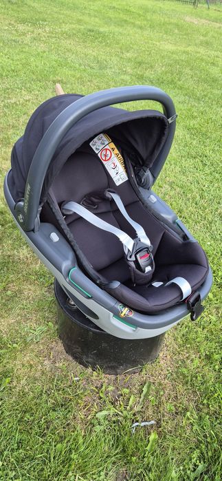 Maxi Cosi Coral 360 + baza FAMILYFIX 360