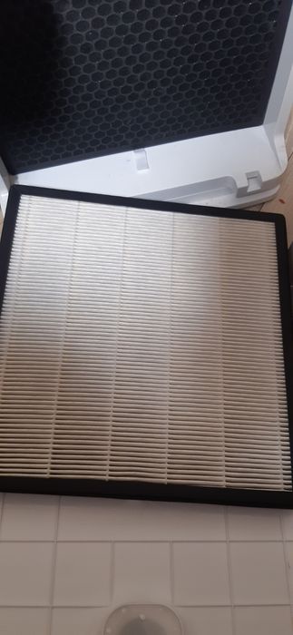 Очищувач повітря, освіжає, очищає та позбавляє алергенів в повітрі