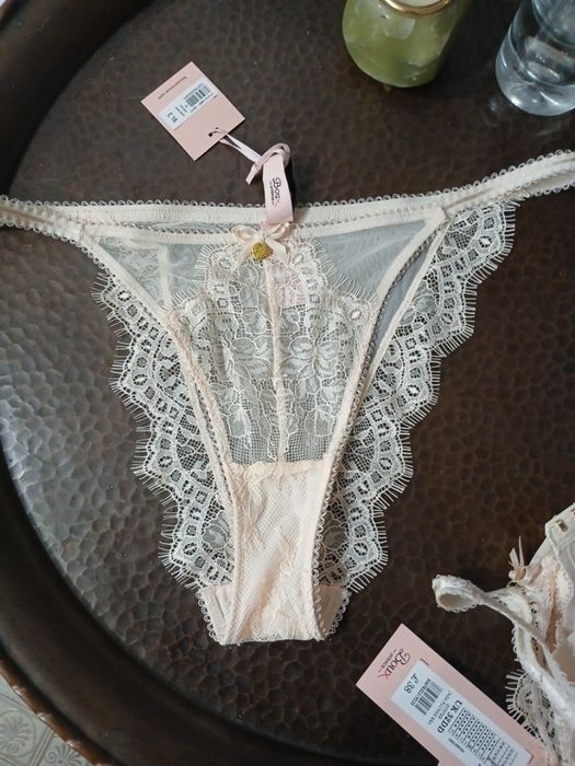 Ніжніший комплект білизниBoux Avenue