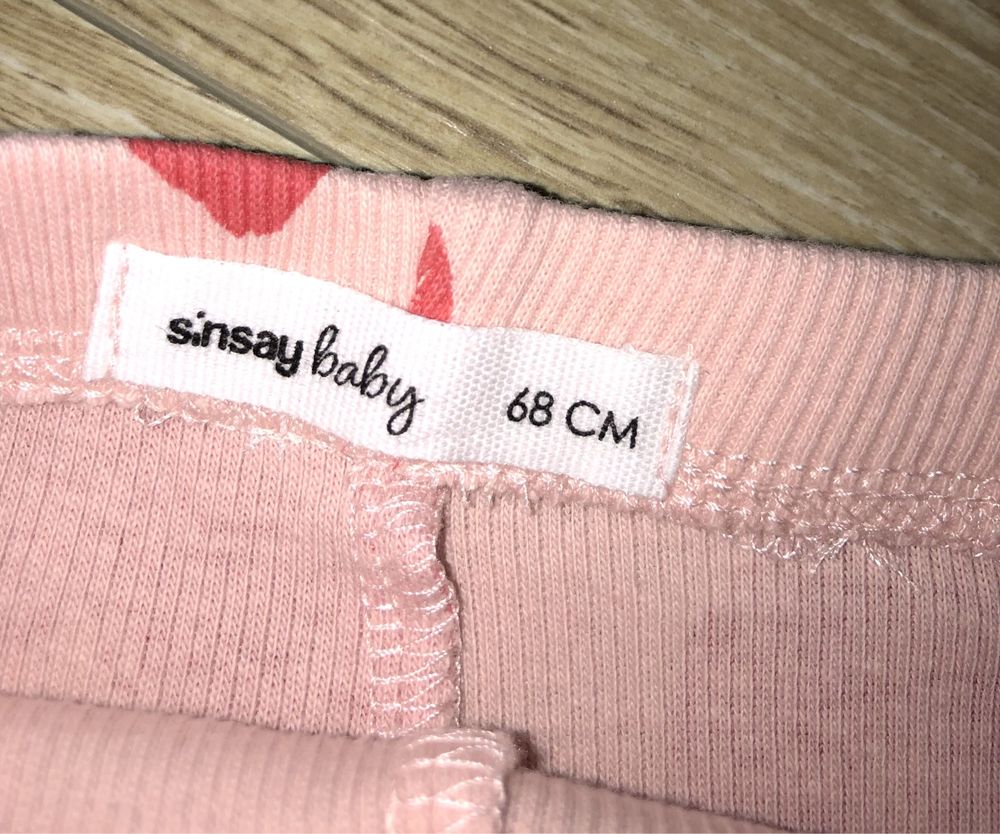 Komplet niemowlęcy dla dziewczynki bluza i legginsy Sinsay rozm. 68