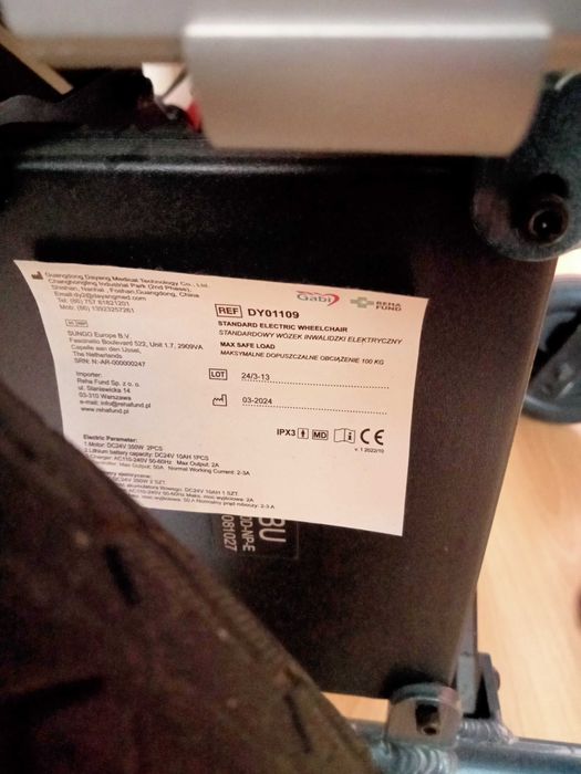 Wózek inwalidzki elektryczny