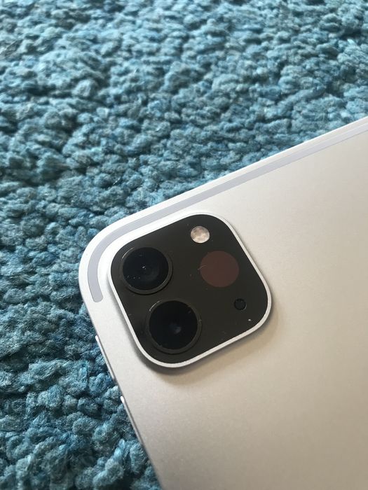 Ipad pro 11 - 128 GB - 2 capas + Ipencil