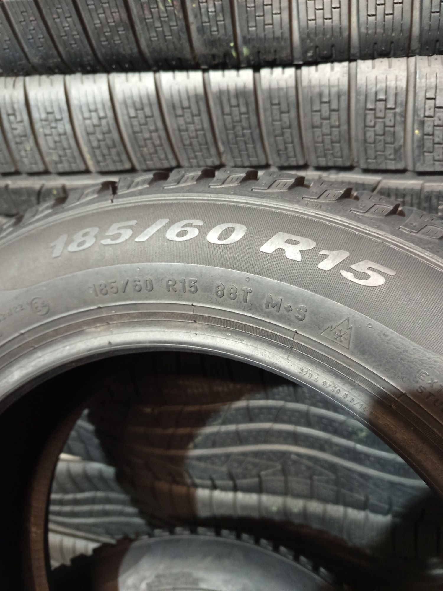 185/60R15 Pirelli Winter Cinturato