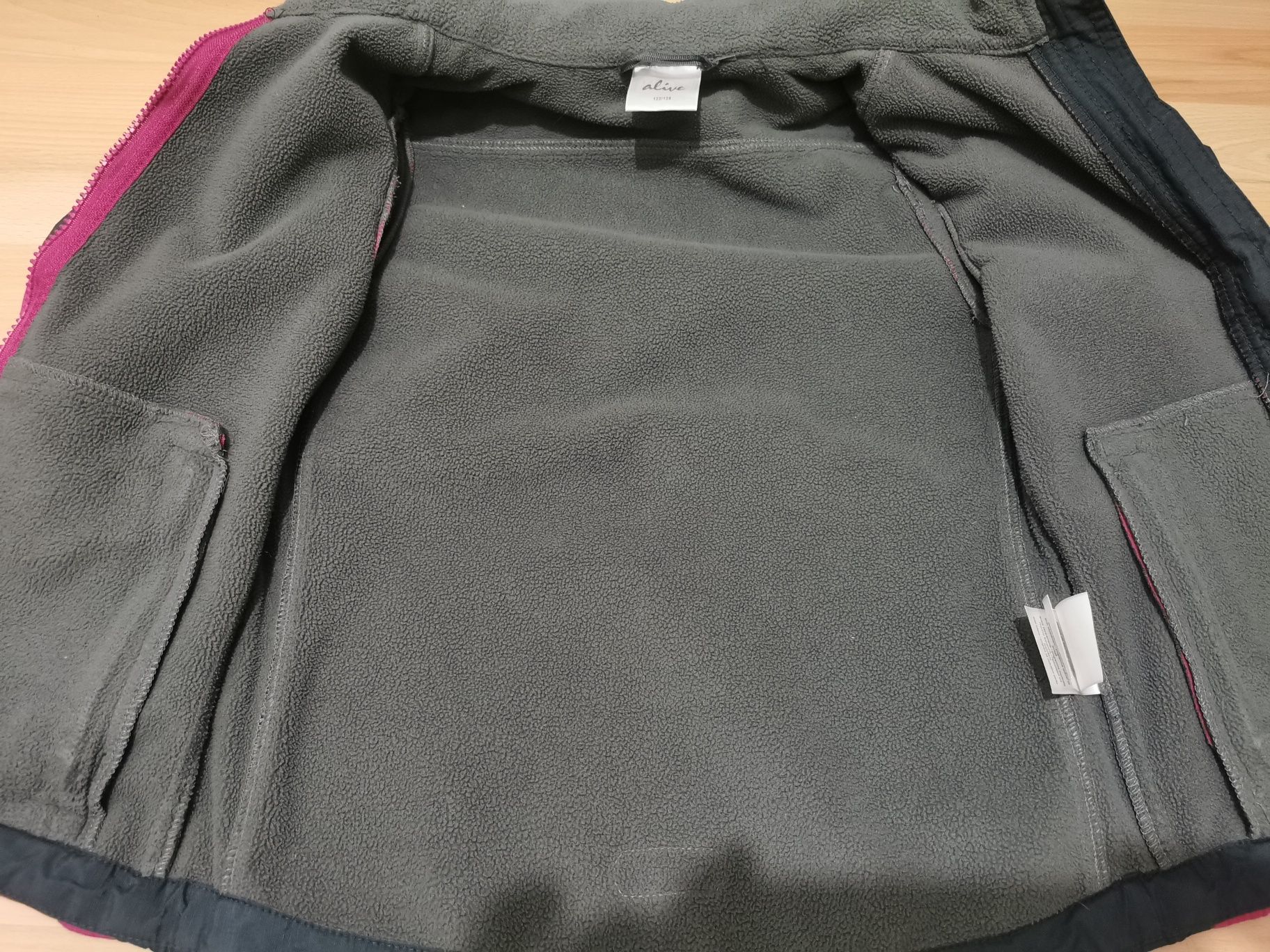 Bluza kurtka softshell 122 - 128 cm