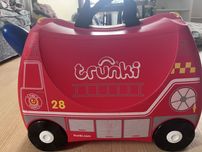 Trunki walizka dziecięca czerwona wóz