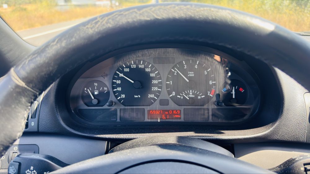Bmw 320i 2.2 170cv 6 cilindros !! Troca !