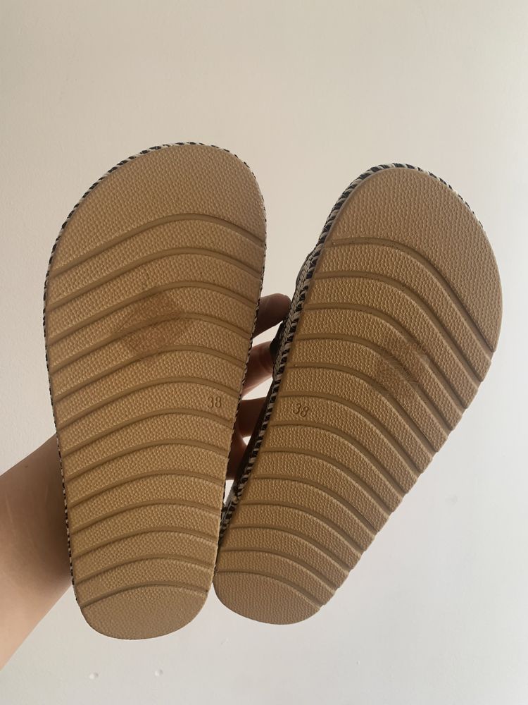 Eleganckie wyzsze letnie buty czarne brazowe klapki  rozmiar 38