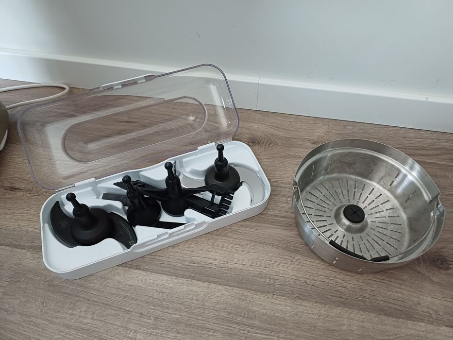 Robo de cozinha Moulinex i-compan com panela de vaporion connect