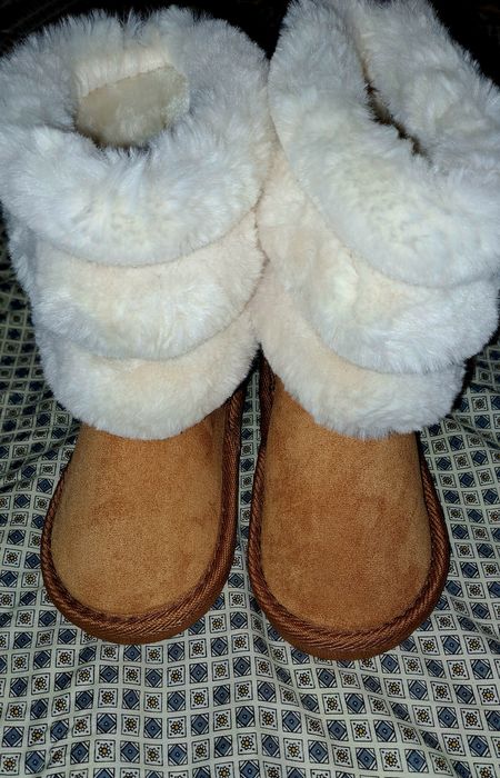 Дитячі угги нові