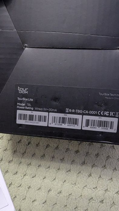 Пульт-контролер TourBox Lite для дизайнерів та монтажерів