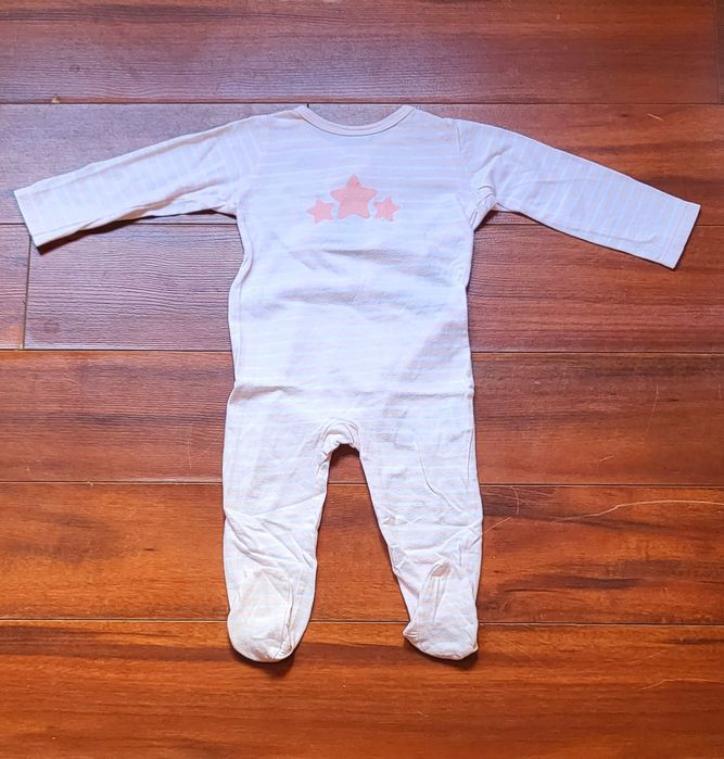 1 babygrow + 1 bodie 12-18 meses