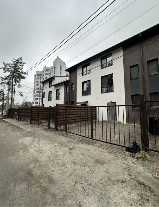 Продаж чудового таунхаусу 100,80 кв.м  в сел. Гостомель