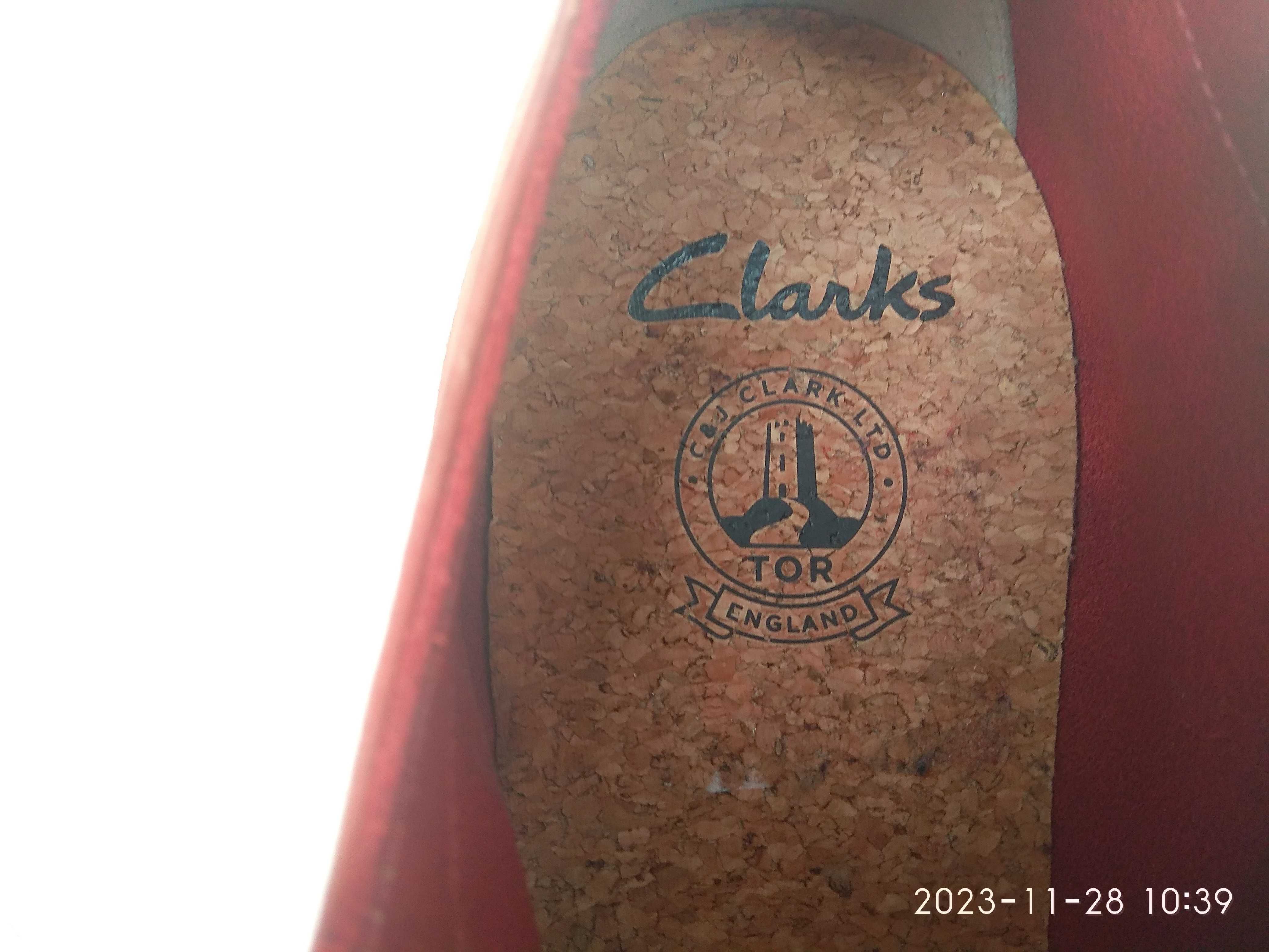 Брендовие замшевие туфли Clarks р.43
