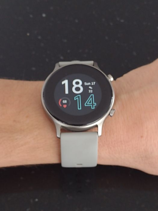 Smartwatch com GPS Umidigi Urun