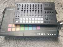 Roland mc 707 Syntezator Arp, Sampler, Moduł . Groovebox, kontroler