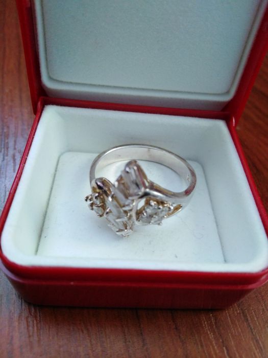 Pierścionek srebro 925