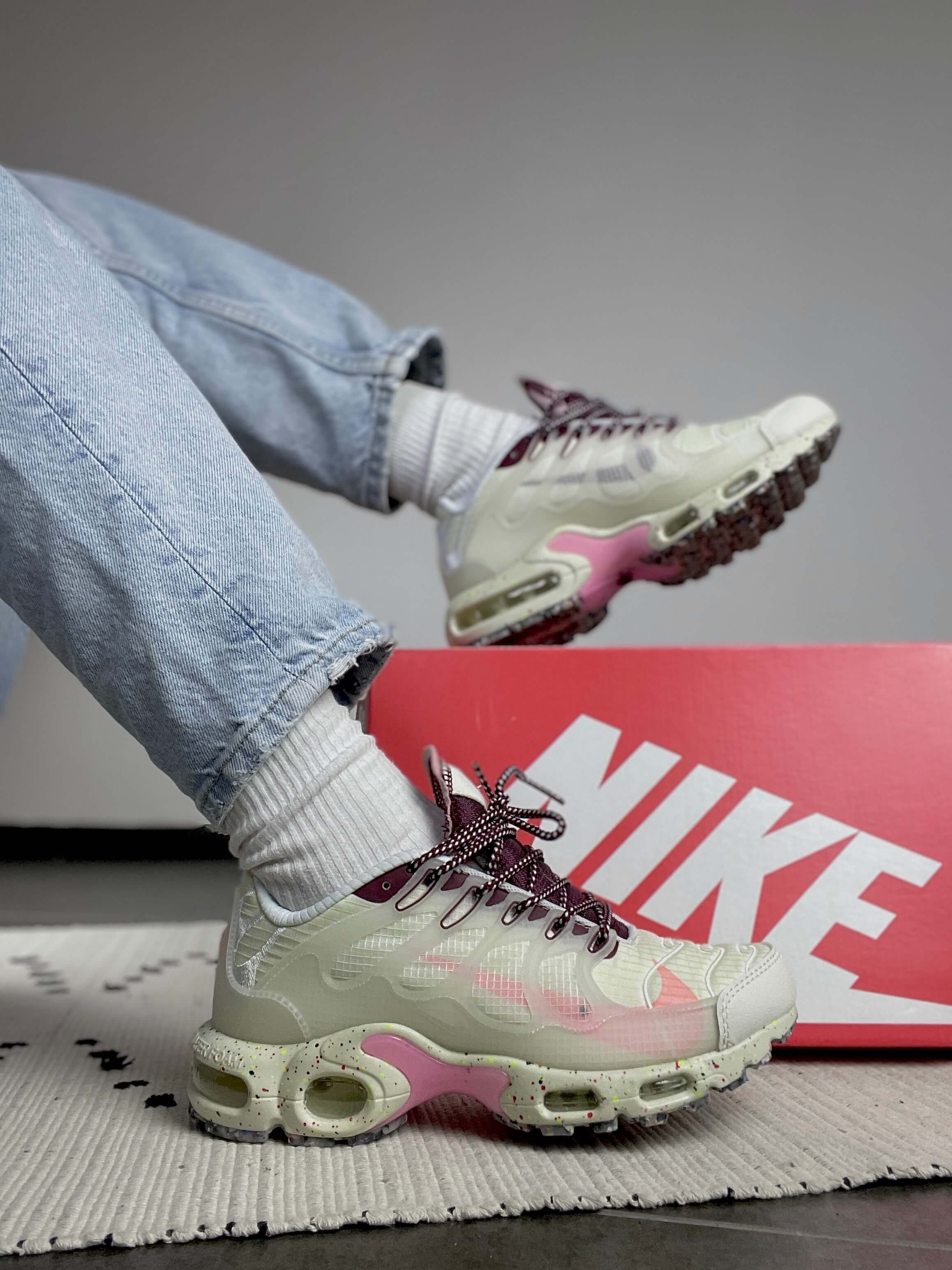 Женские кроссовки Nike Air Max Terrascape Plus Pearl White / 36-40